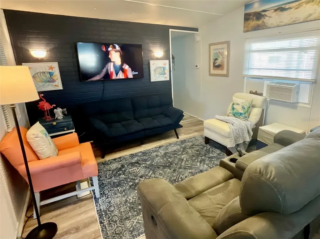 6580 Seminole Boulevard Seminole FL 33772
