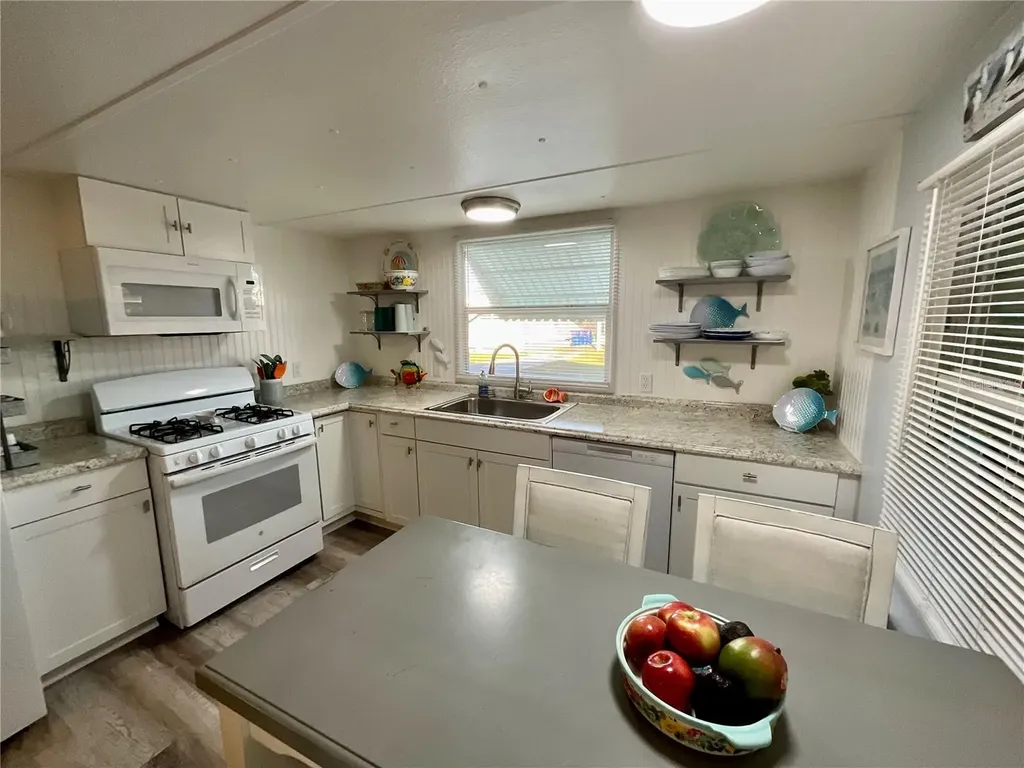 6580 Seminole Boulevard Seminole FL 33772