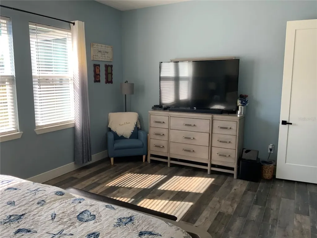 837 Oaks Shores Road Leesburg FL 34748