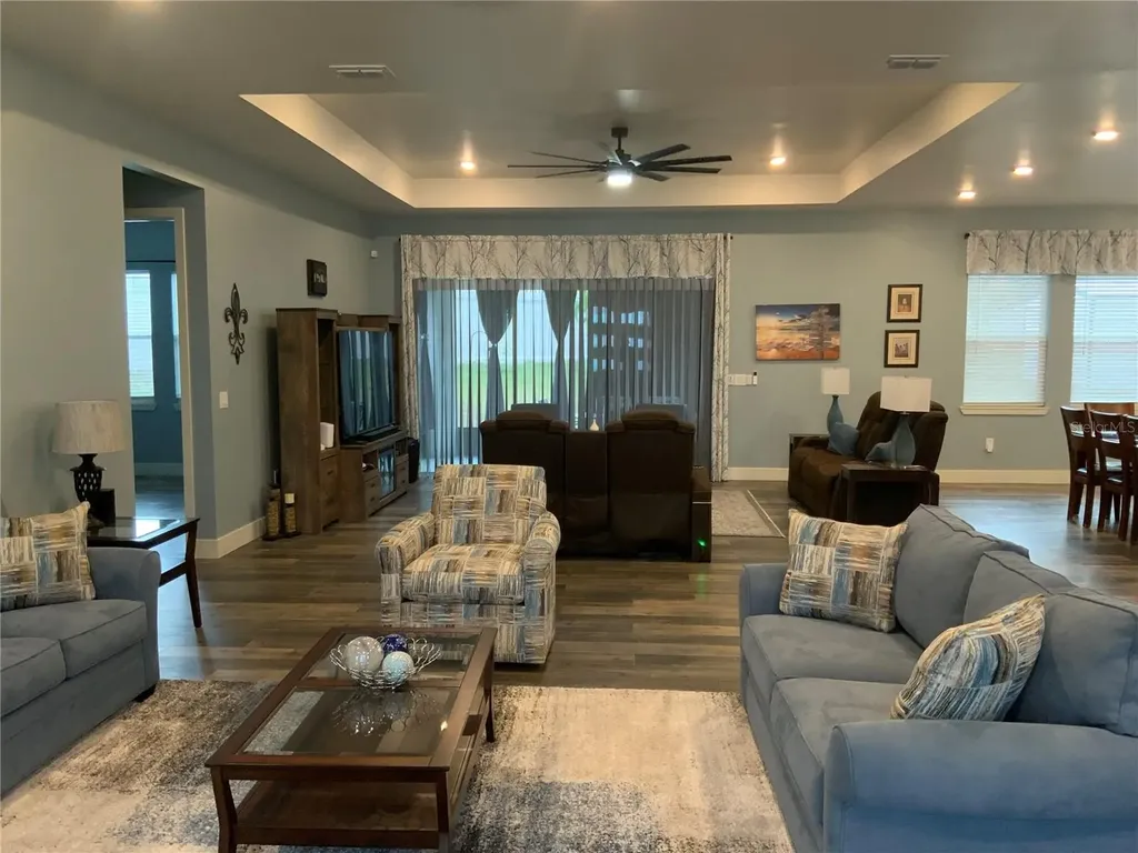 837 Oaks Shores Road Leesburg FL 34748