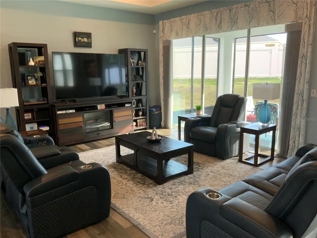 837 Oaks Shores Road Leesburg FL 34748