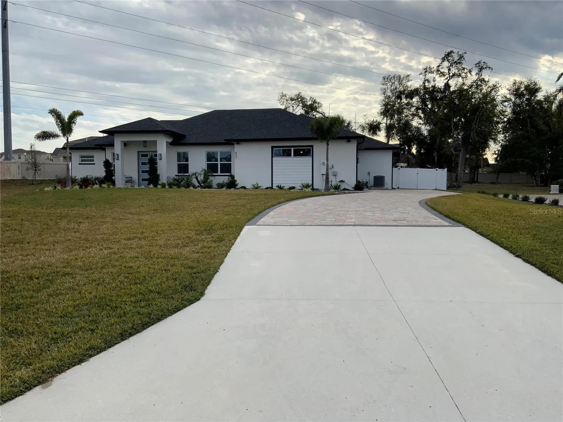 837 Oaks Shores Road Leesburg FL 34748