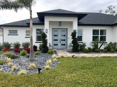 837 Oaks Shores Road Leesburg FL 34748