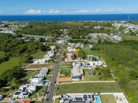 119 B-14 Haciendas De Camuy Camuy PR 00627