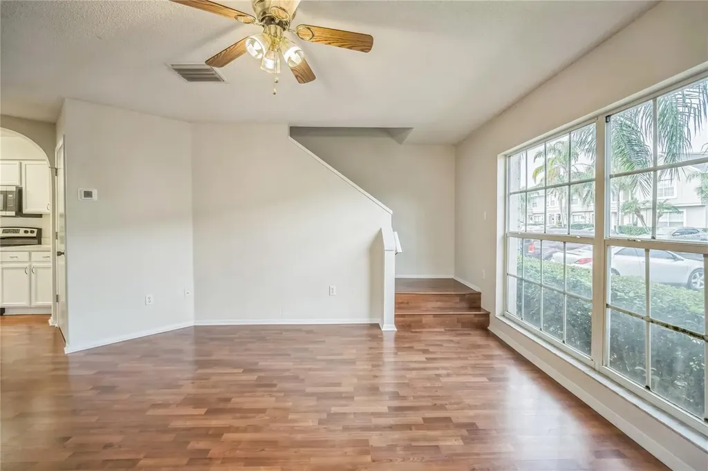 523 Kensington Lake N Brandon FL 33511
