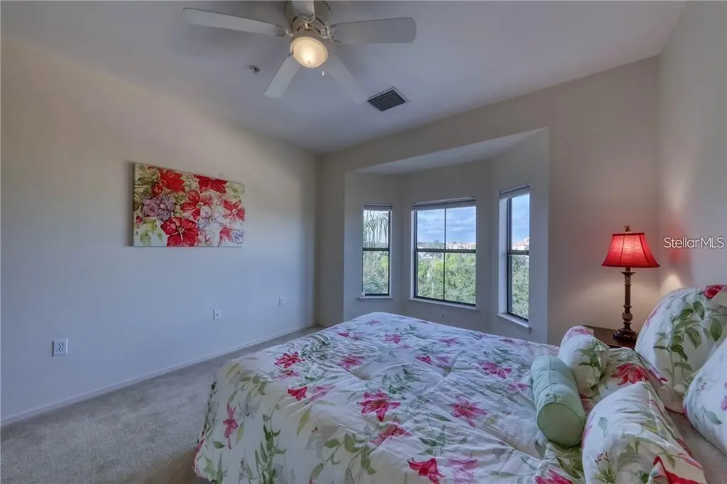 2733 Via Cipriani Clearwater FL 33764