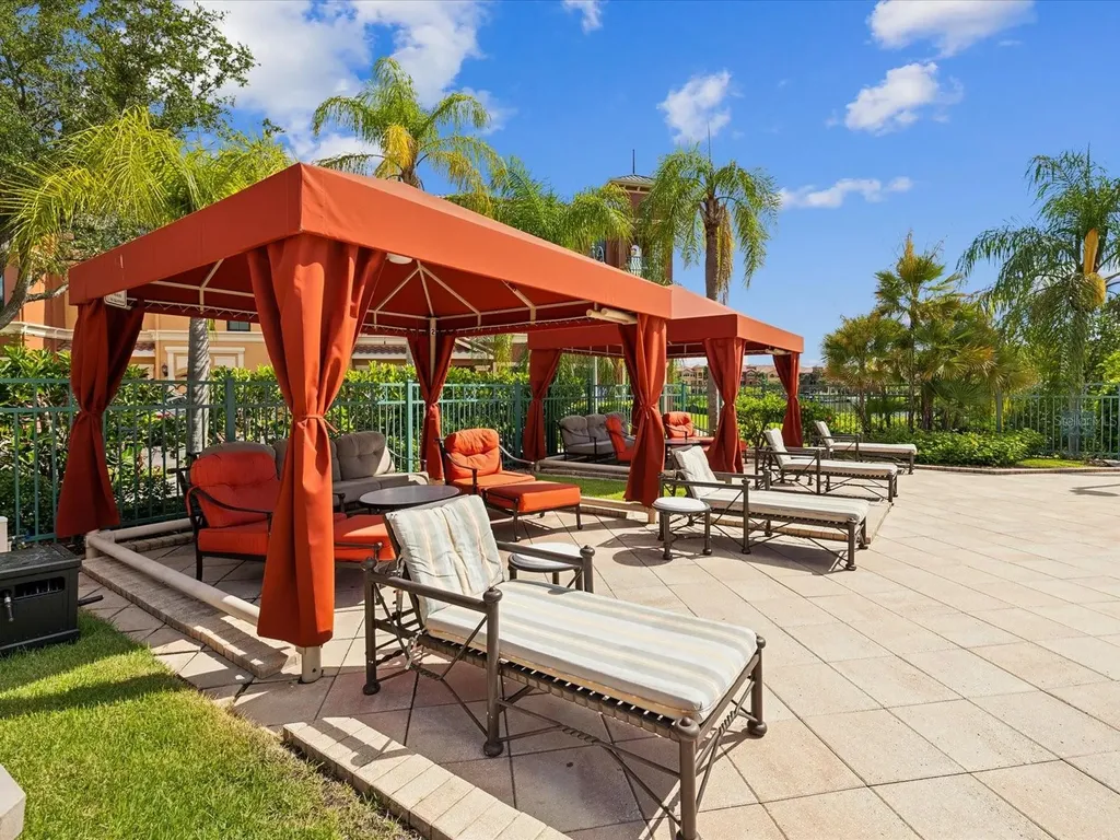 2733 Via Cipriani Clearwater FL 33764