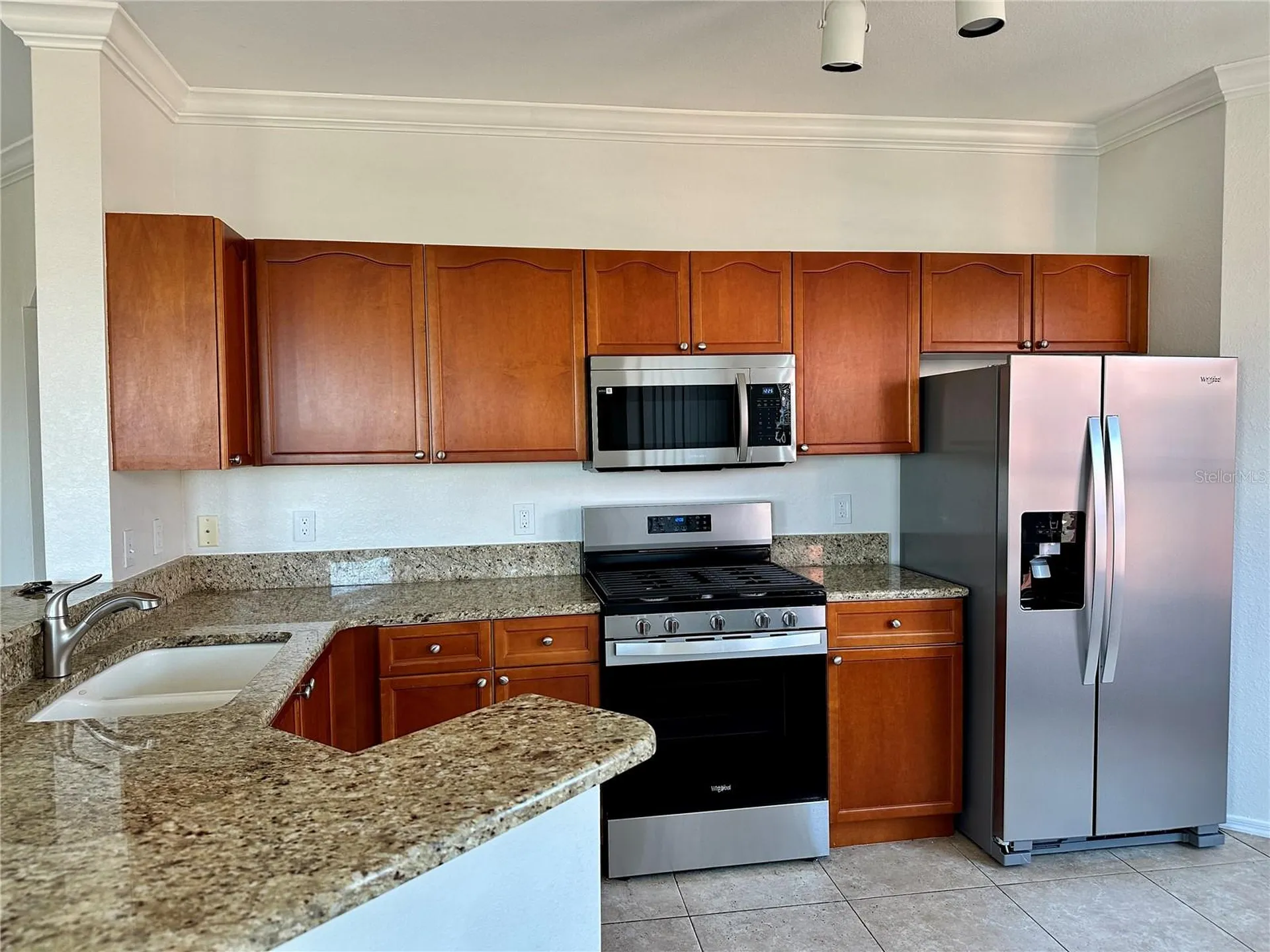 2733 Via Cipriani Clearwater FL 33764