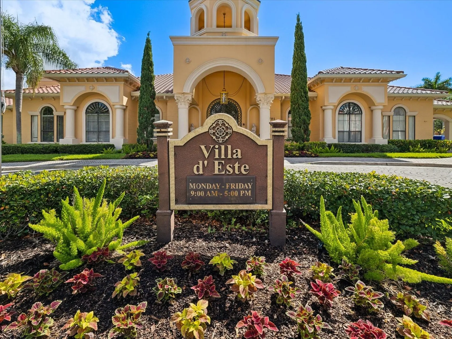 2733 Via Cipriani Clearwater FL 33764