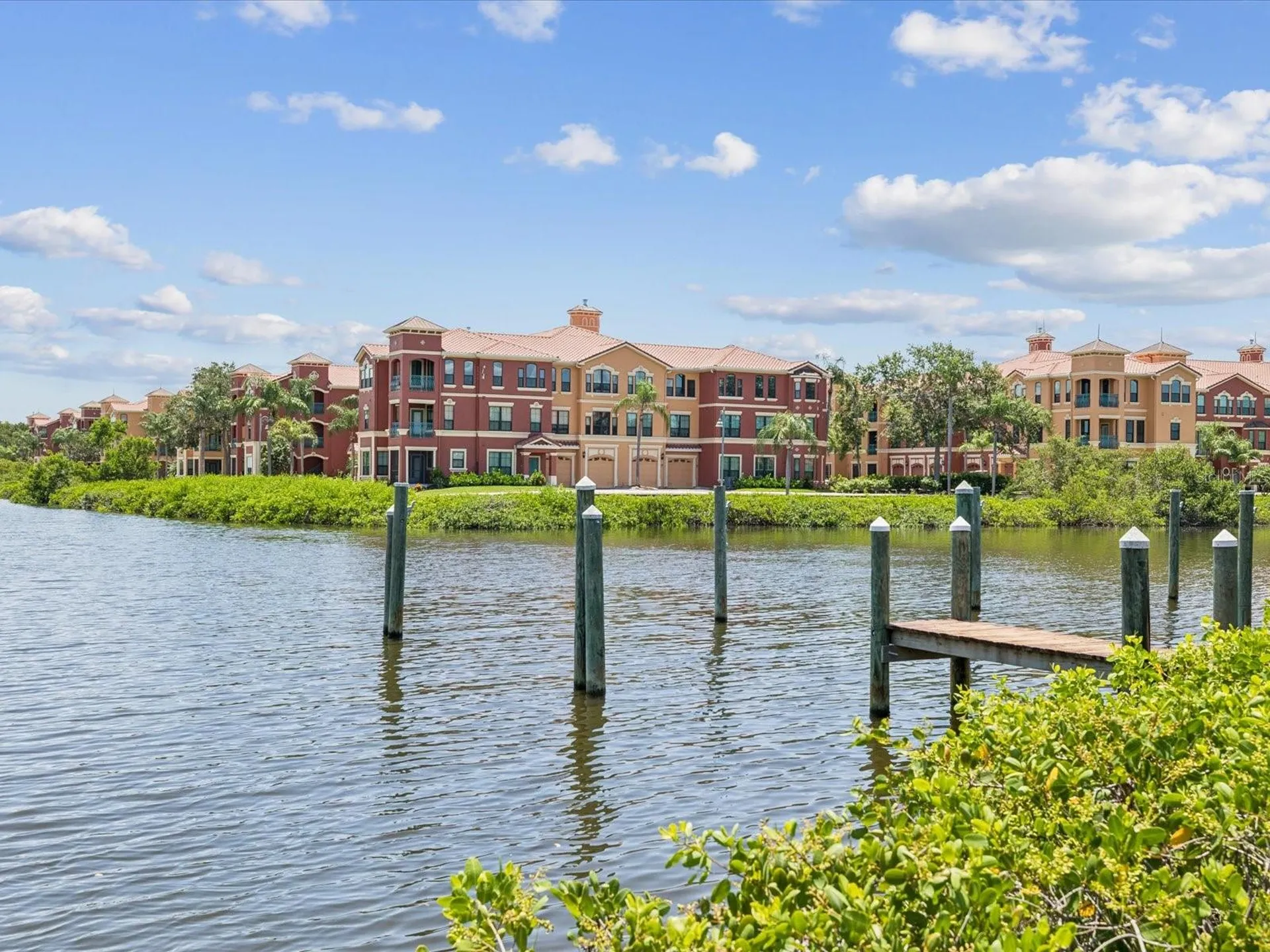 2733 Via Cipriani Clearwater FL 33764