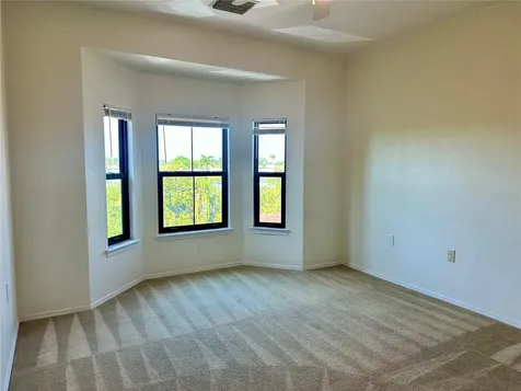 2733 Via Cipriani Clearwater FL 33764