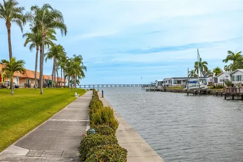 19029 Us Highway 19 N Clearwater FL 33764