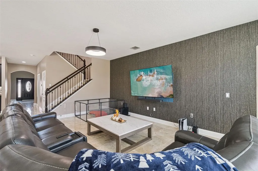10013 Armando Circle Orlando FL 32825