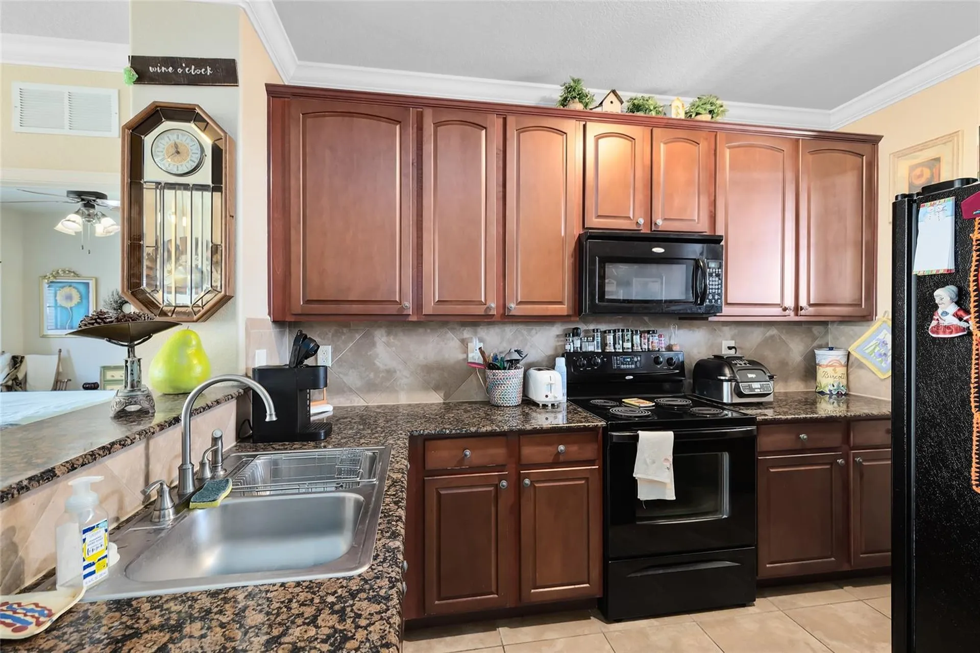 906 Charo Parkway Davenport FL 33897