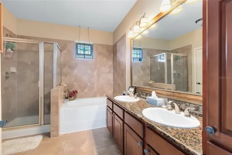 906 Charo Parkway Davenport FL 33897