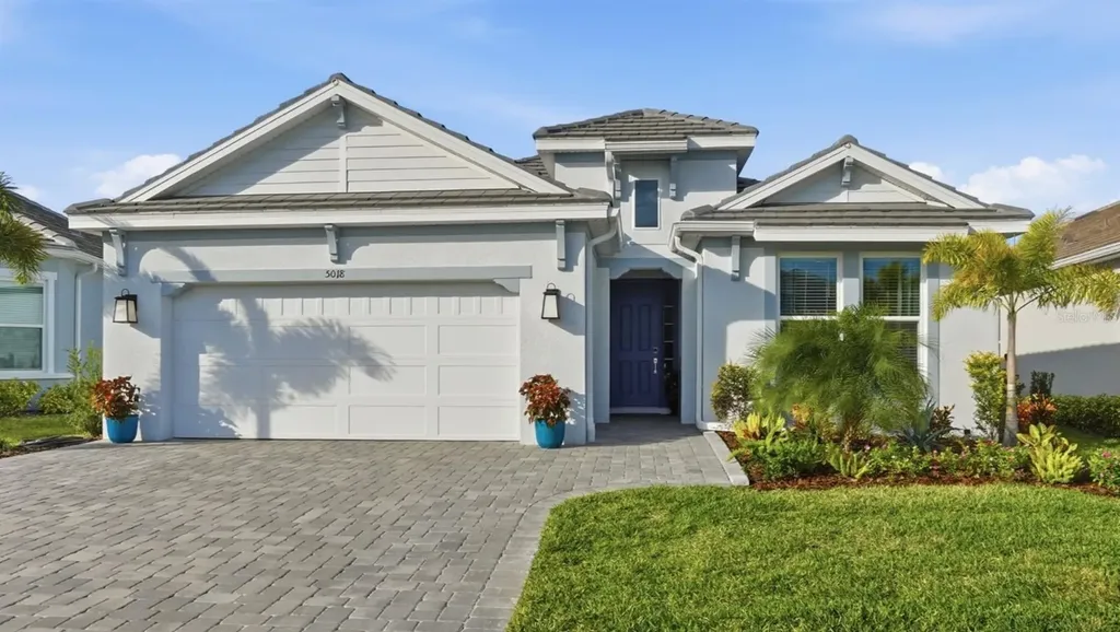 5018 Caserta Court Palmetto FL 34221