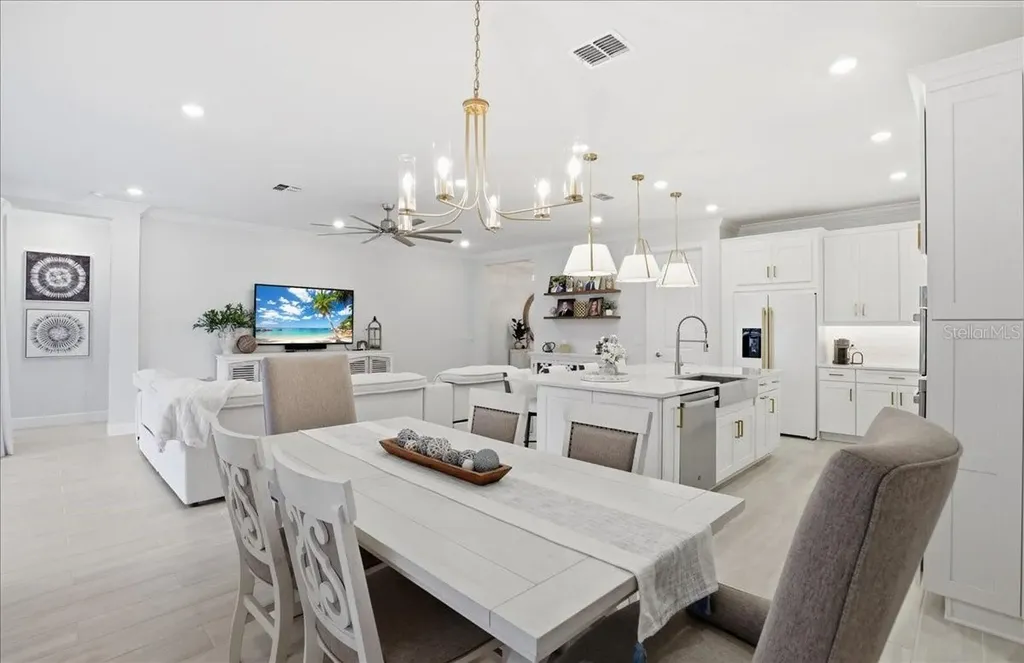 5018 Caserta Court Palmetto FL 34221