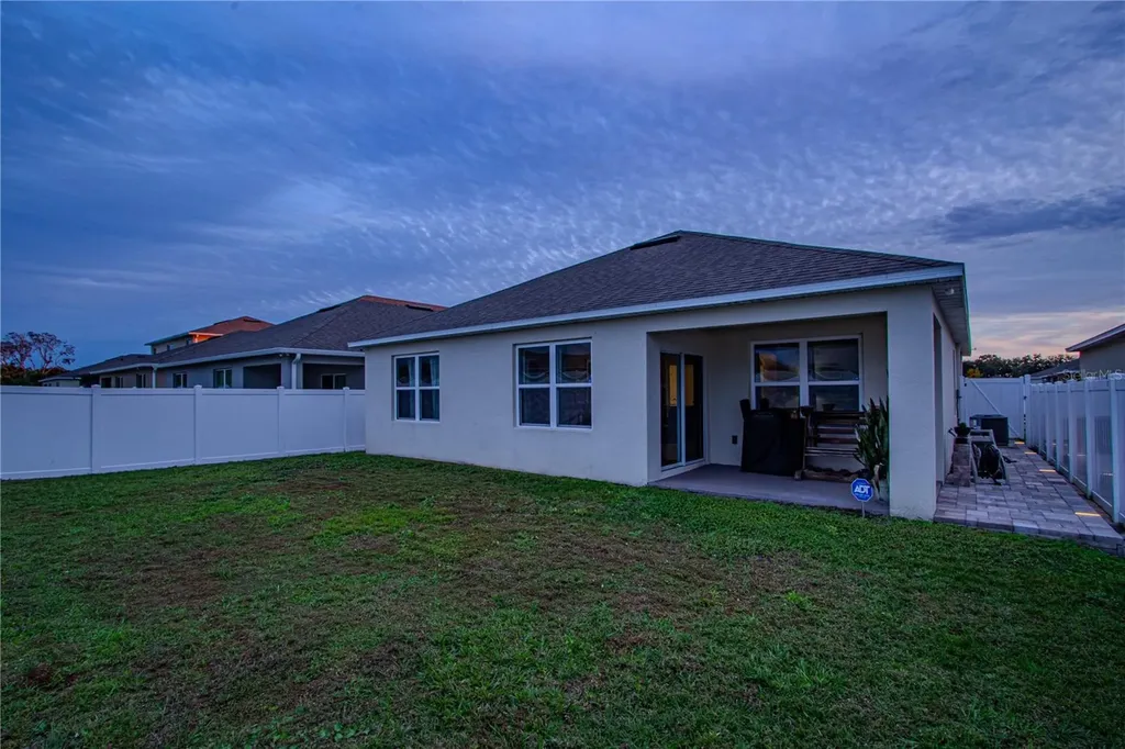1979 Cacutta Way Kissimmee FL 34744