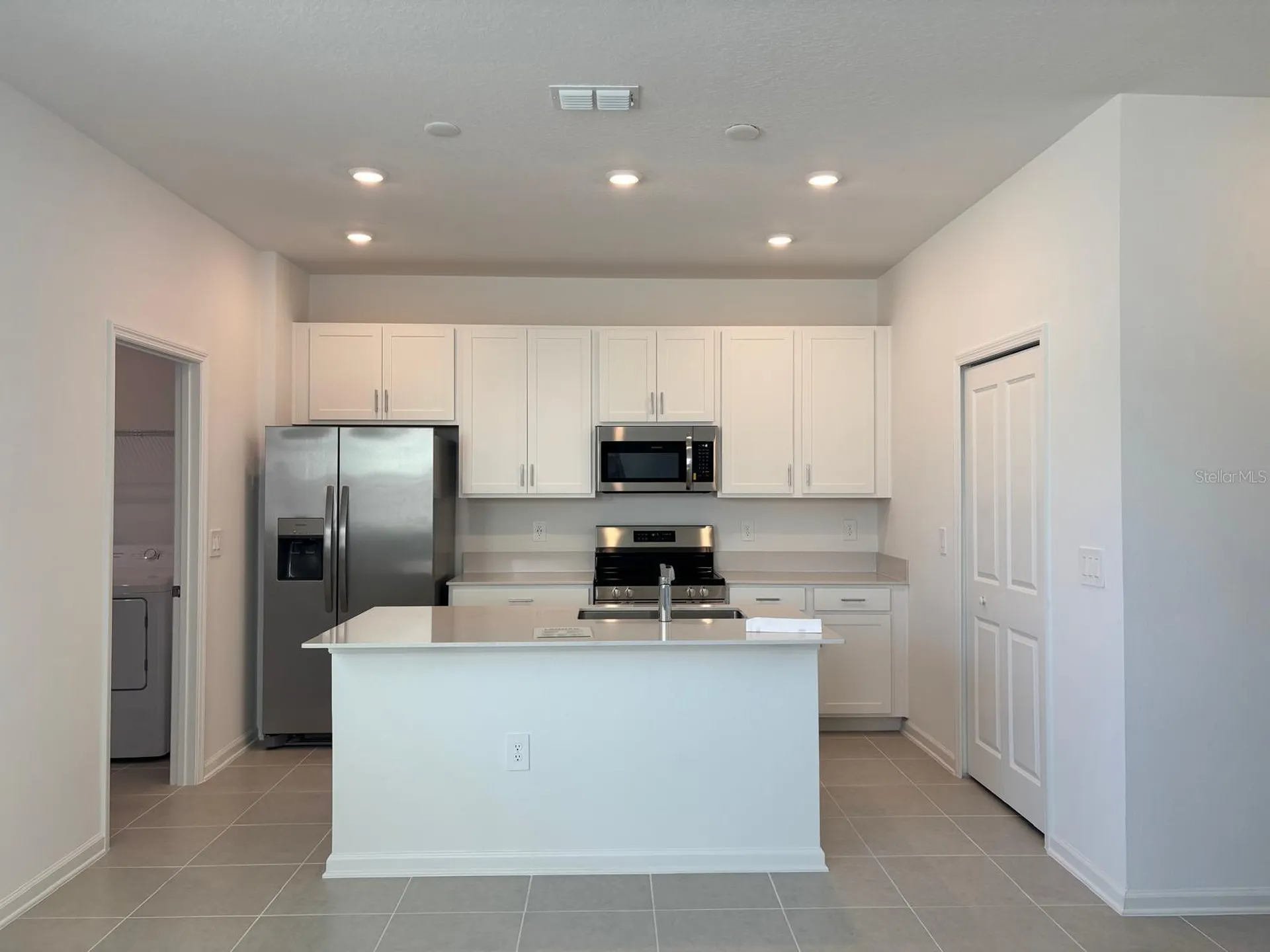 1857 Fulfillment Drive Kissimmee FL 34744