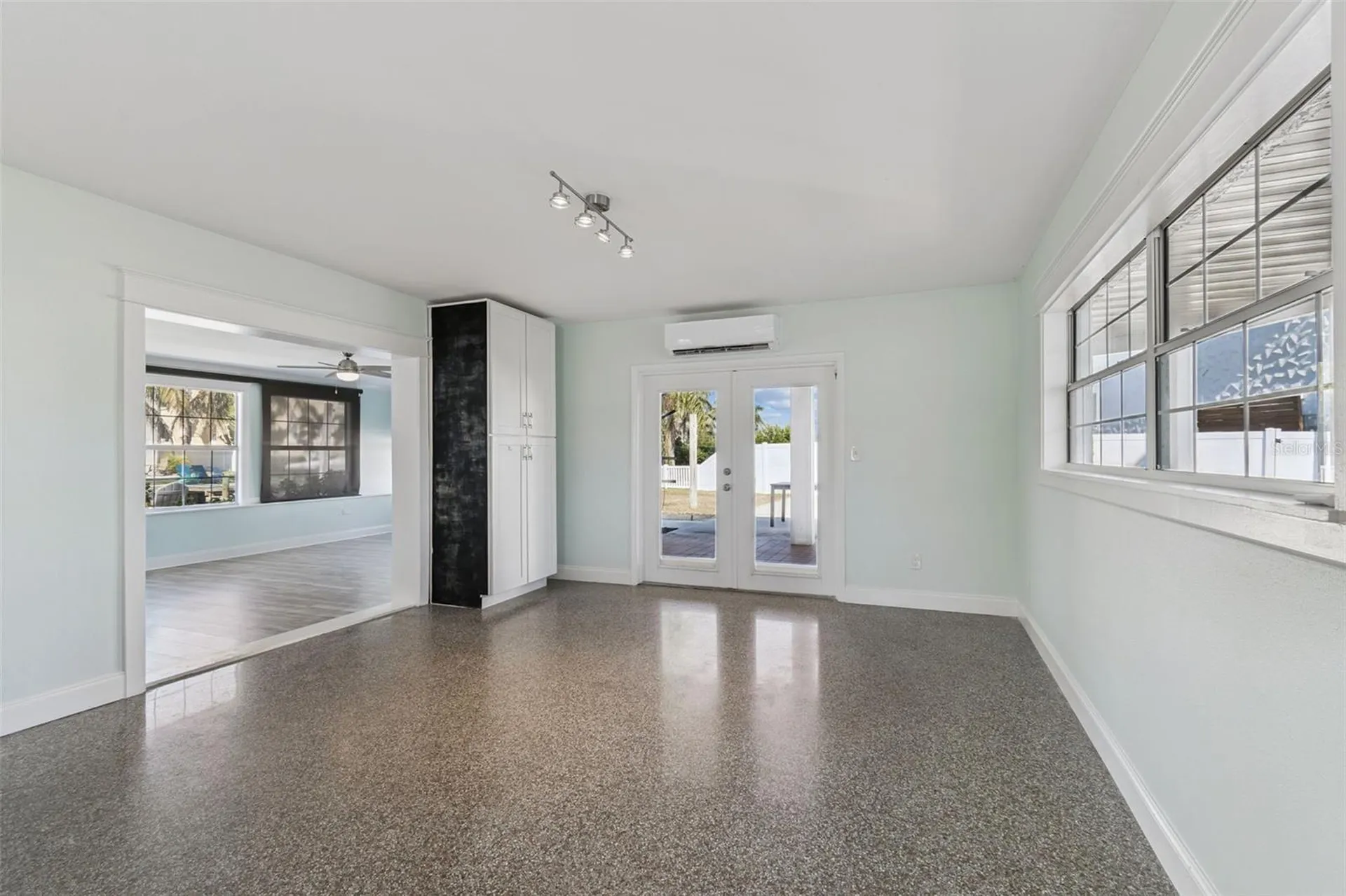1733 Bayou Grande Boulevard NE St Petersburg FL 33703