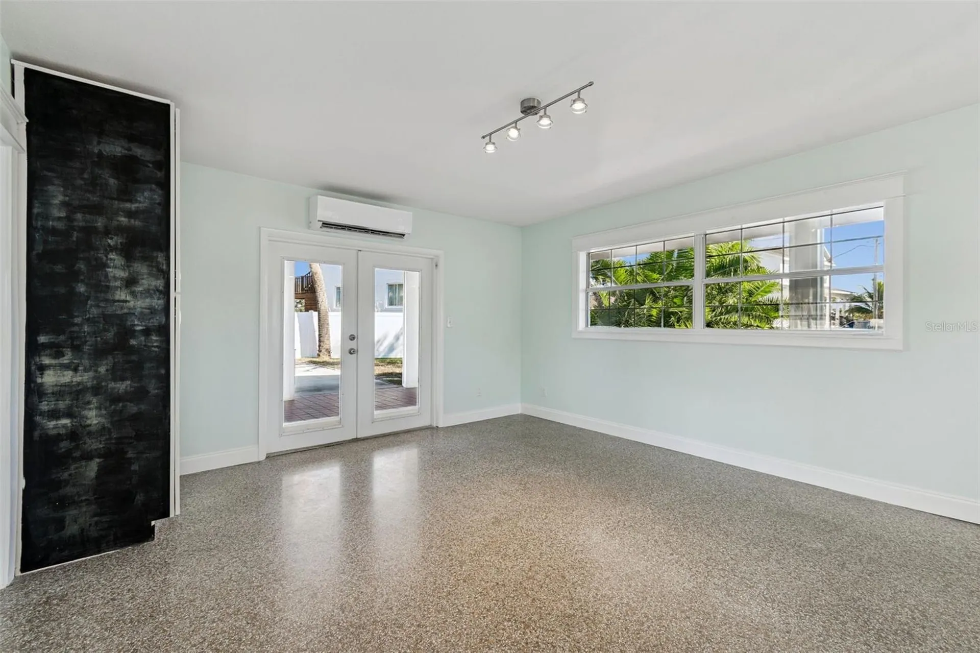 1733 Bayou Grande Boulevard NE St Petersburg FL 33703
