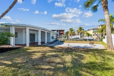 1733 Bayou Grande Boulevard NE St Petersburg FL 33703