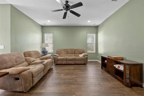 632 Winthrop Drive Spring Hill FL 34609