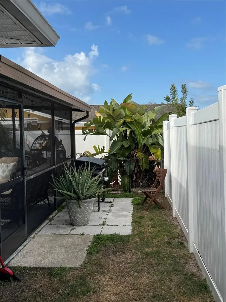 10335 Loquat Drive Port Richey FL 34668