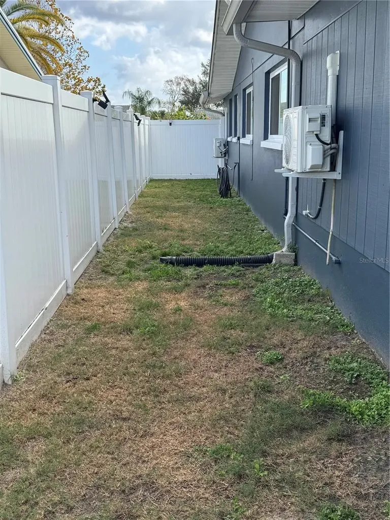 10335 Loquat Drive Port Richey FL 34668