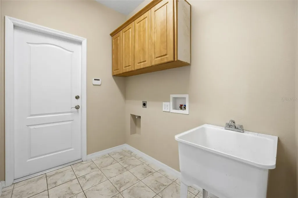 6515 N. Bedstrow Boulevard Citrus Springs FL 34434