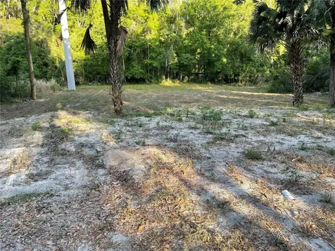 Park Avenue De Leon Springs FL 32130
