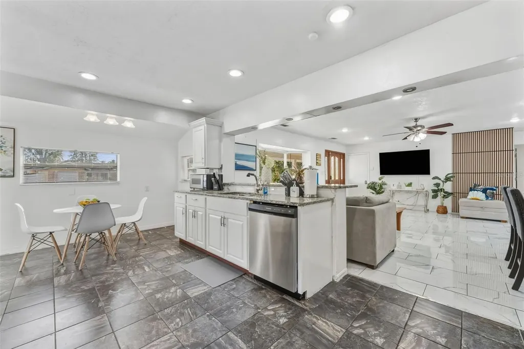 5017 Stolls Avenue Tampa FL 33615