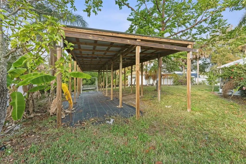 5017 Stolls Avenue Tampa FL 33615