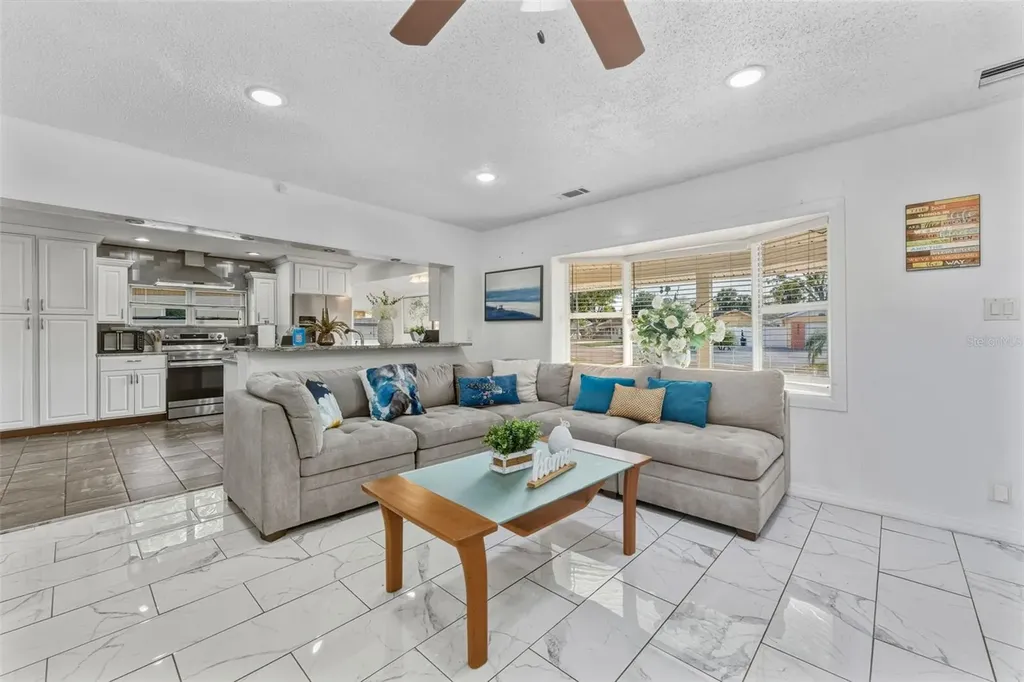 5017 Stolls Avenue Tampa FL 33615