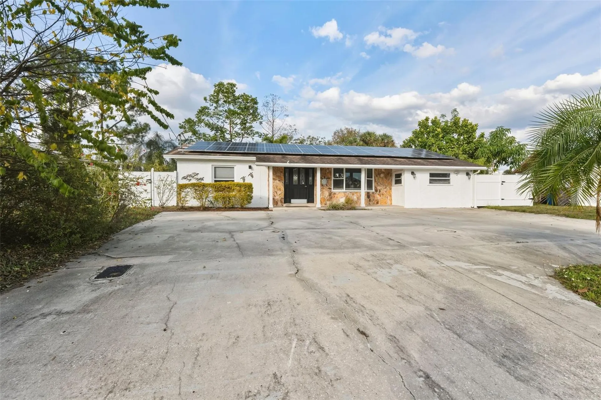 5017 Stolls Avenue Tampa FL 33615