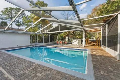 5017 Stolls Avenue Tampa FL 33615