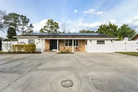 5017 Stolls Avenue Tampa FL 33615