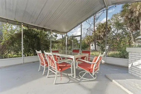 5017 Stolls Avenue Tampa FL 33615