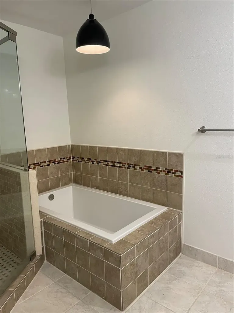 745 Pinellas Bayway S St Petersburg FL 33715