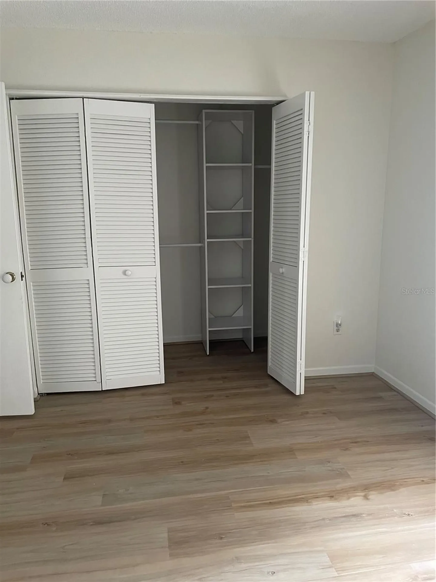 745 Pinellas Bayway S St Petersburg FL 33715