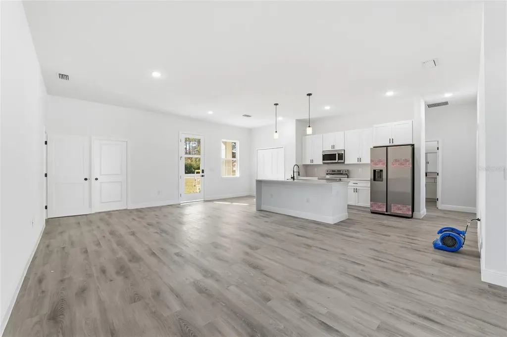 13015 SW 76th Court Ocala FL 34473