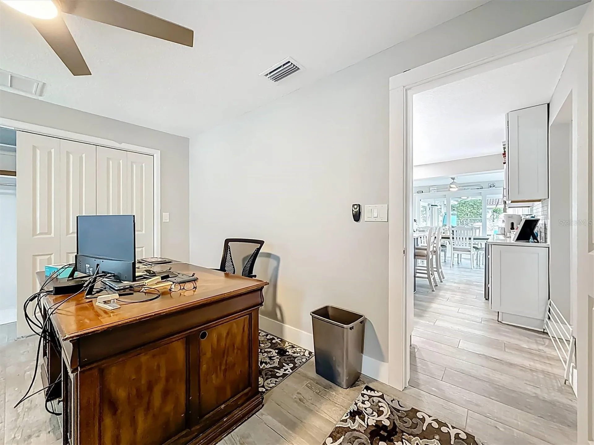 3828 48th Avenue S St Petersburg FL 33711