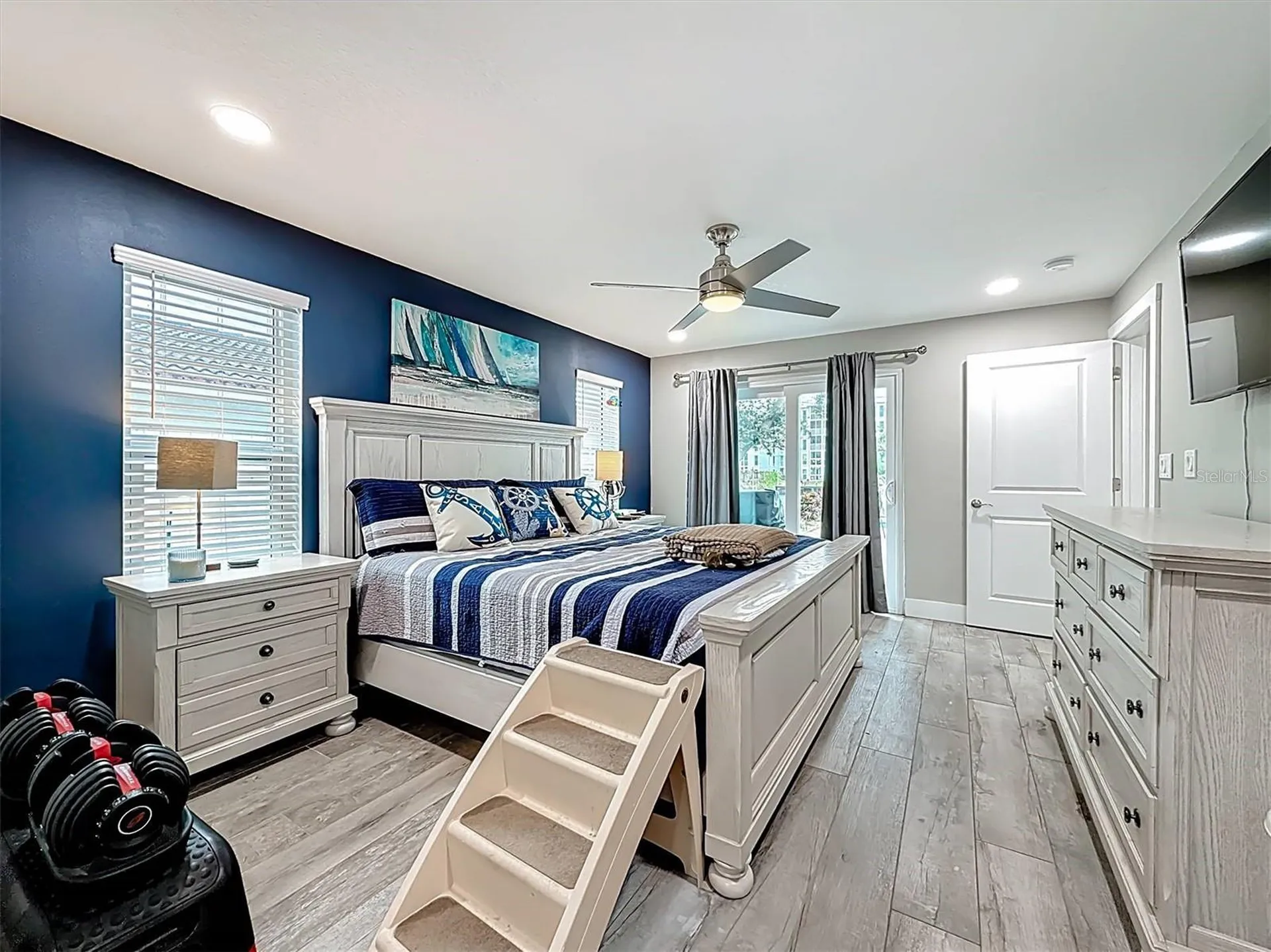 3828 48th Avenue S St Petersburg FL 33711