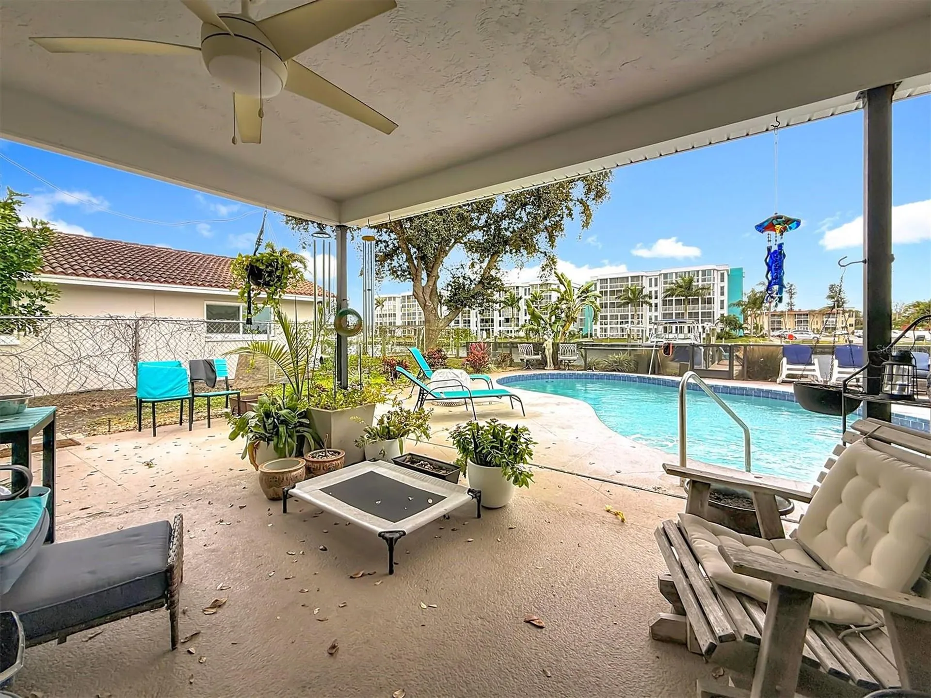 3828 48th Avenue S St Petersburg FL 33711