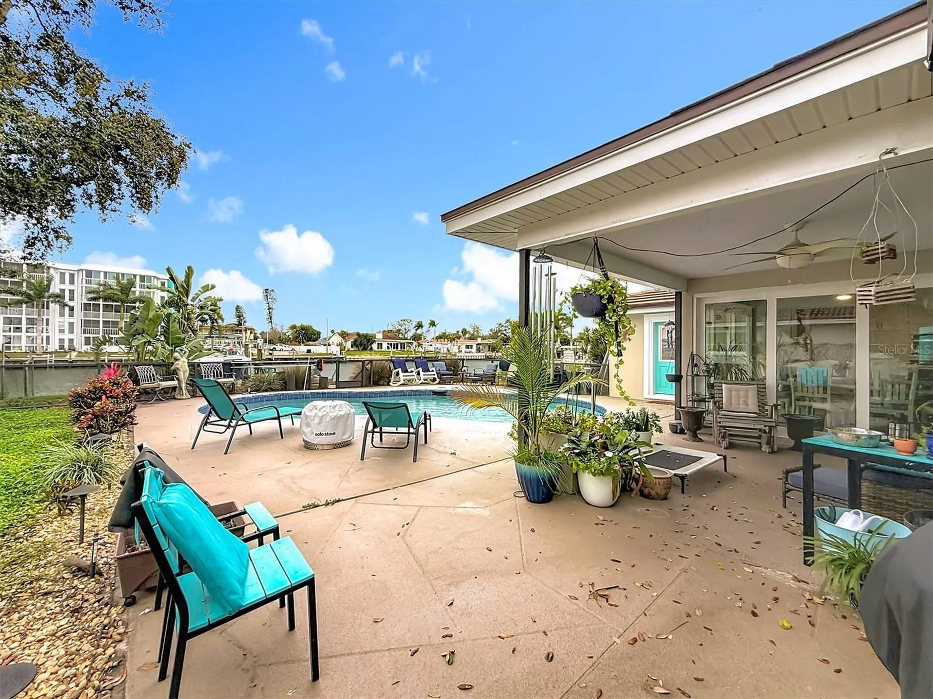 3828 48th Avenue S St Petersburg FL 33711