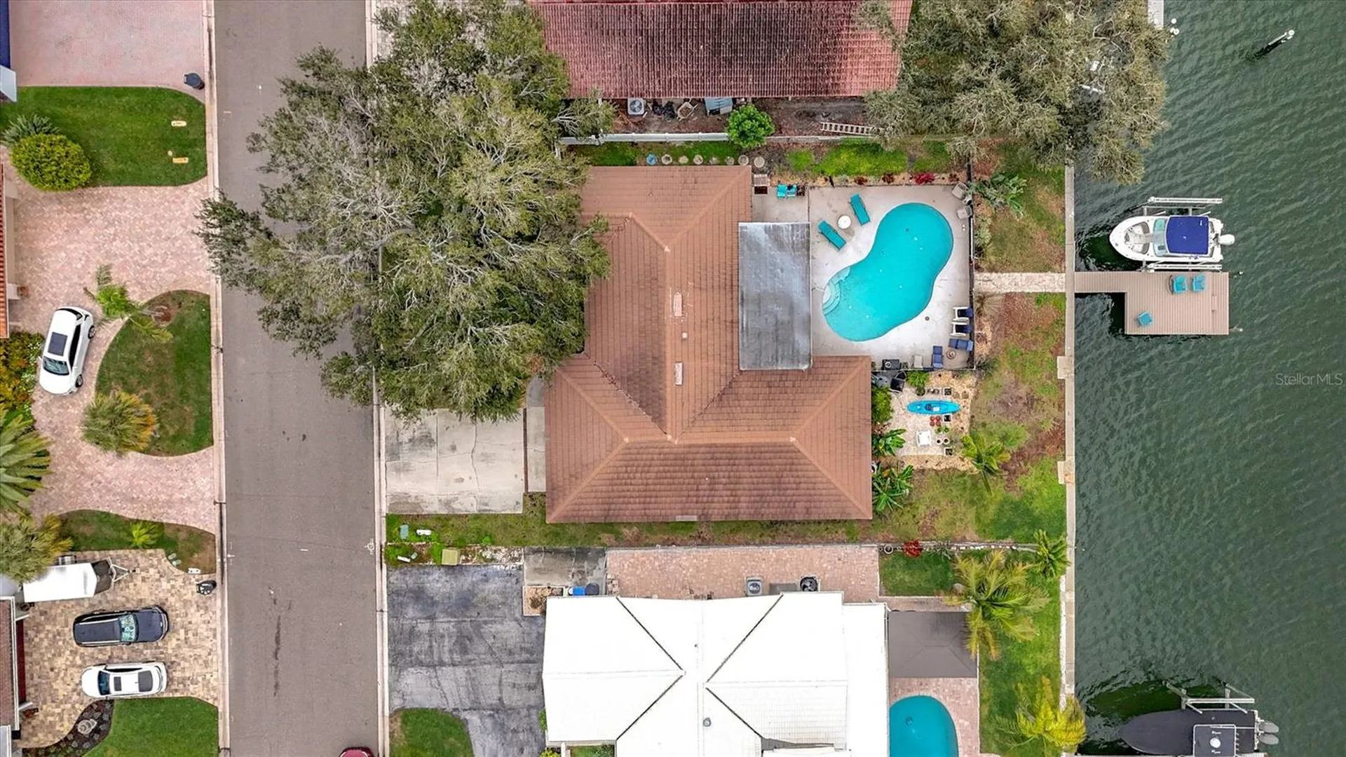 3828 48th Avenue S St Petersburg FL 33711