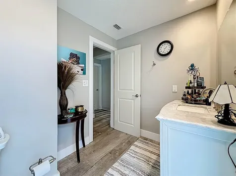 3828 48th Avenue S St Petersburg FL 33711