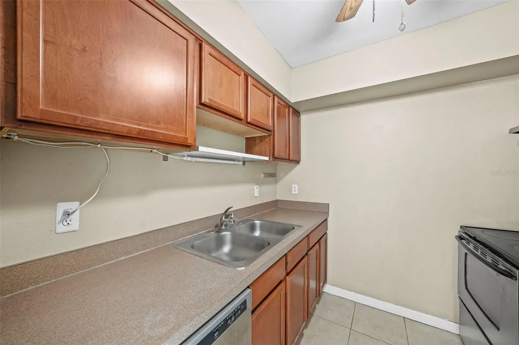 406 S Cedar Avenue Tampa FL 33606