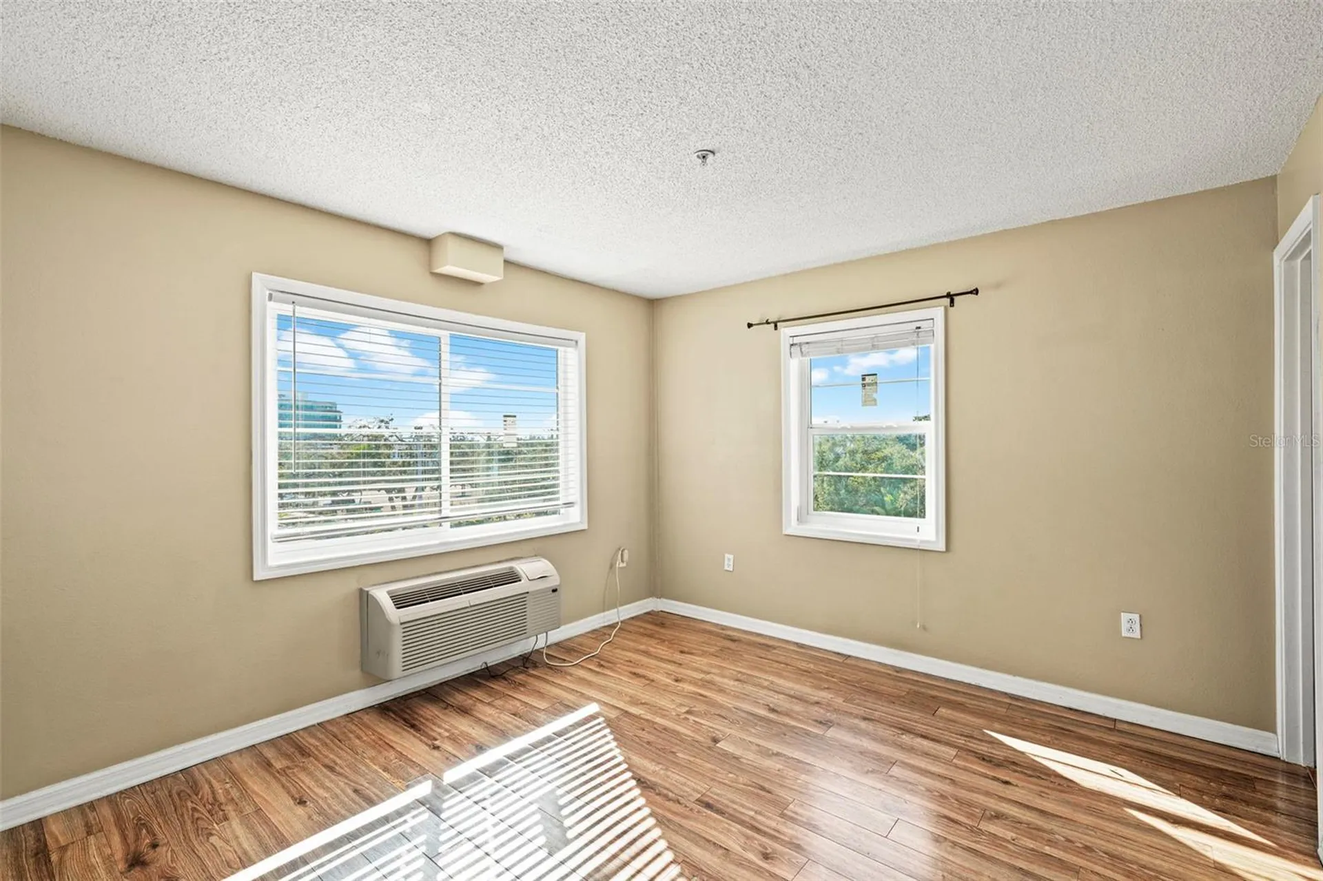 406 S Cedar Avenue Tampa FL 33606
