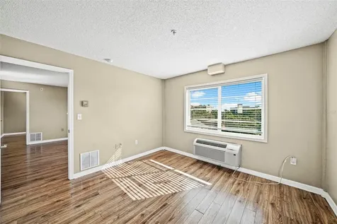406 S Cedar Avenue Tampa FL 33606